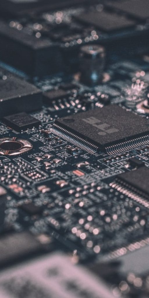 photo-1518770660439-4636190af475